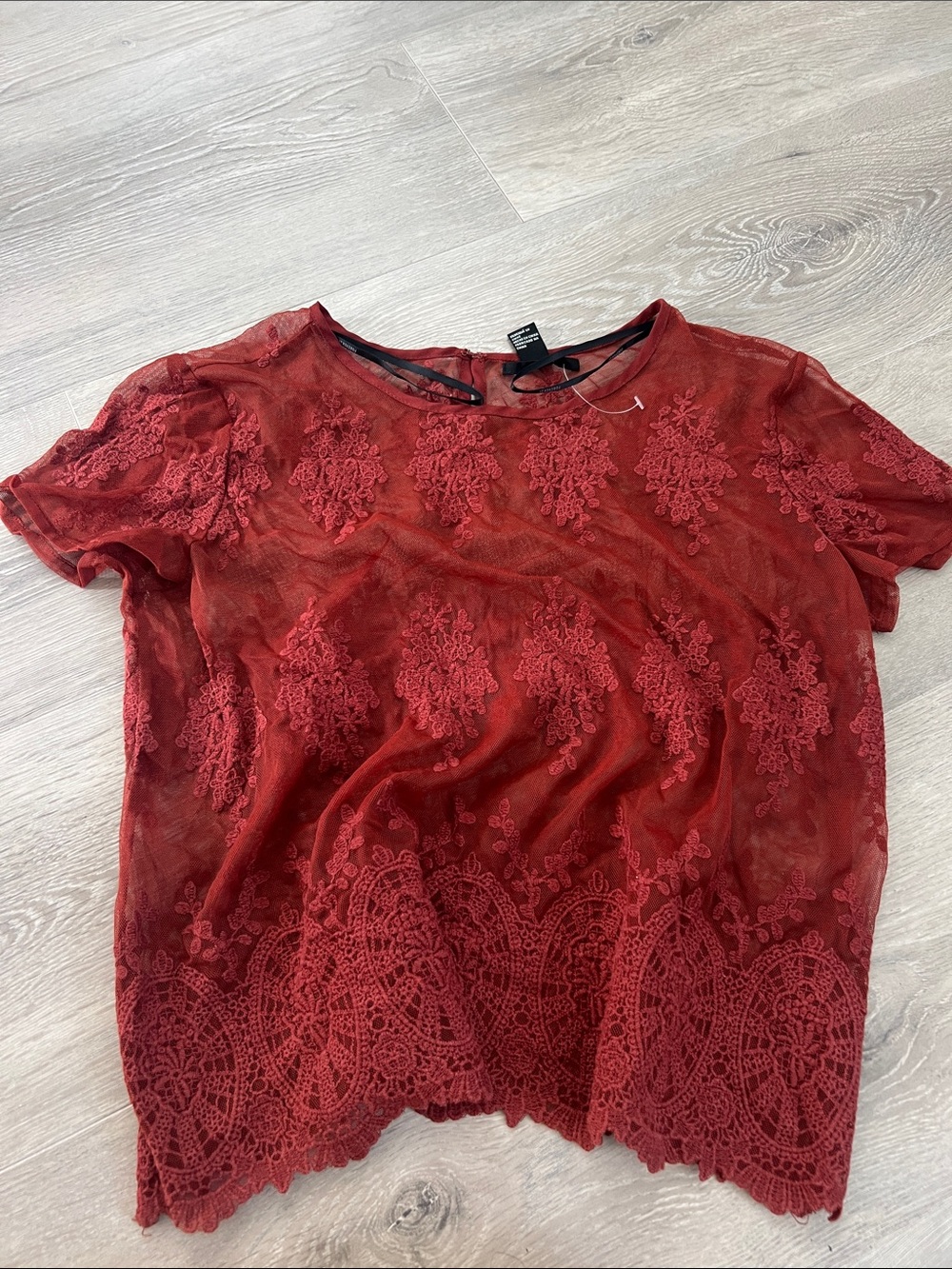 Forever 21 Red Lace Mesh Short Sleeve Top